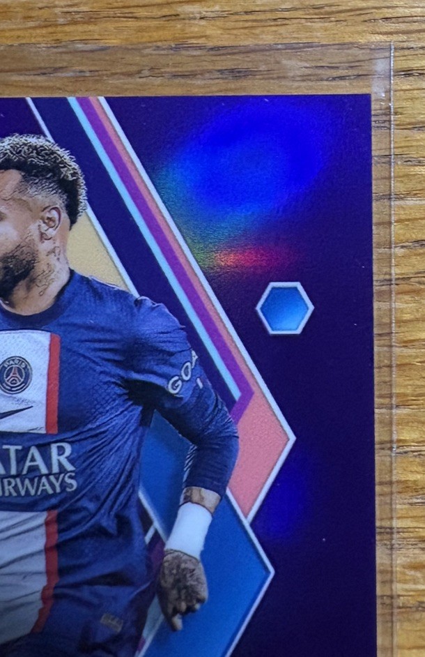 2022-23 Topps Finest UEFA Club Competitions - Neymar Jr #75 Purple 068/299 view 3