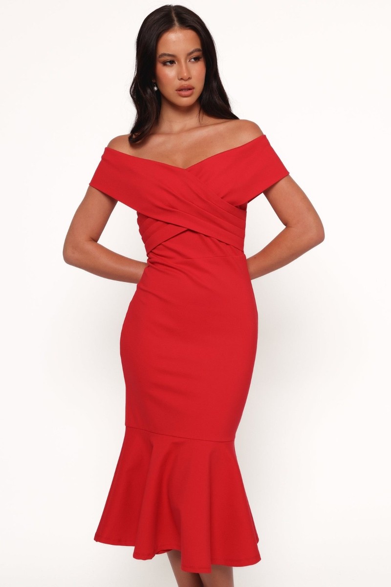 lemon yellow dress Hadley | Boat-Neck Maxi With Drop-Waist Light Pink Off-shoulder Mini collection:gifts-under$200 TULLE COLOR:Rusty Red Crafted from lightweight polyester