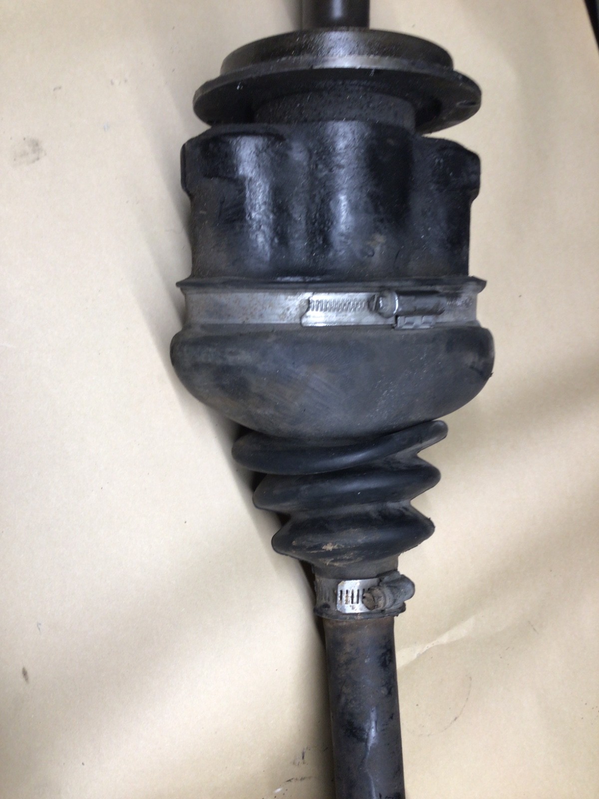 1966 - 1980 Rolls Royce Silver Shadow Silver Wraith II Rear Left Side Axle