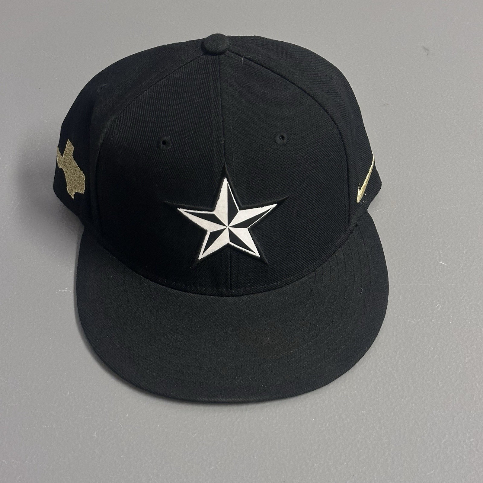 Nike True Texas  Black Gold Snapback Hat Snapback Wool Blend Cap