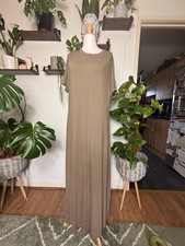 Very Taupe Maxi Dress – Size UK 18 – NWT
