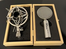 t.bone RM 700 Ribbon Microphone mic with shockmount and wooden case
