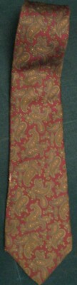 HALSTON  100% ITALIAN SILK MEN'S TIE MAROON DRK RED PAISLEY PRINT MADE IN THE US