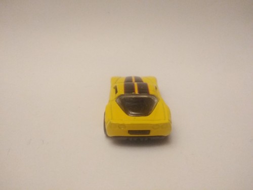 Hot Wheels Corvette C6 loose car black stripes on hood yellow - Zdjęcie 4 z 5