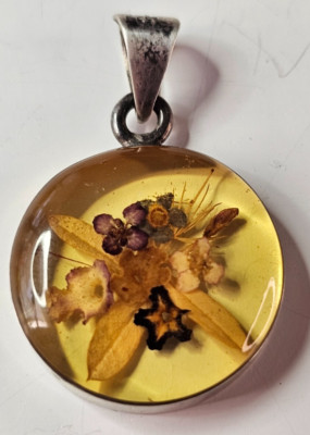 Vintage Sterling Silver Lucite Dried Flower Floral Pendant Charm 2mm 2.6gms