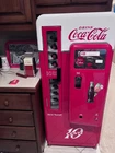 Vintage,  COCA-COLA, Cavalier CS-72-B Drink/Soda Machine, Works well, Clean,