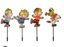 4 Peanuts Lighted Pathway Markers 8" Snoopy Charlie Brown Linus Lucy Christmas
