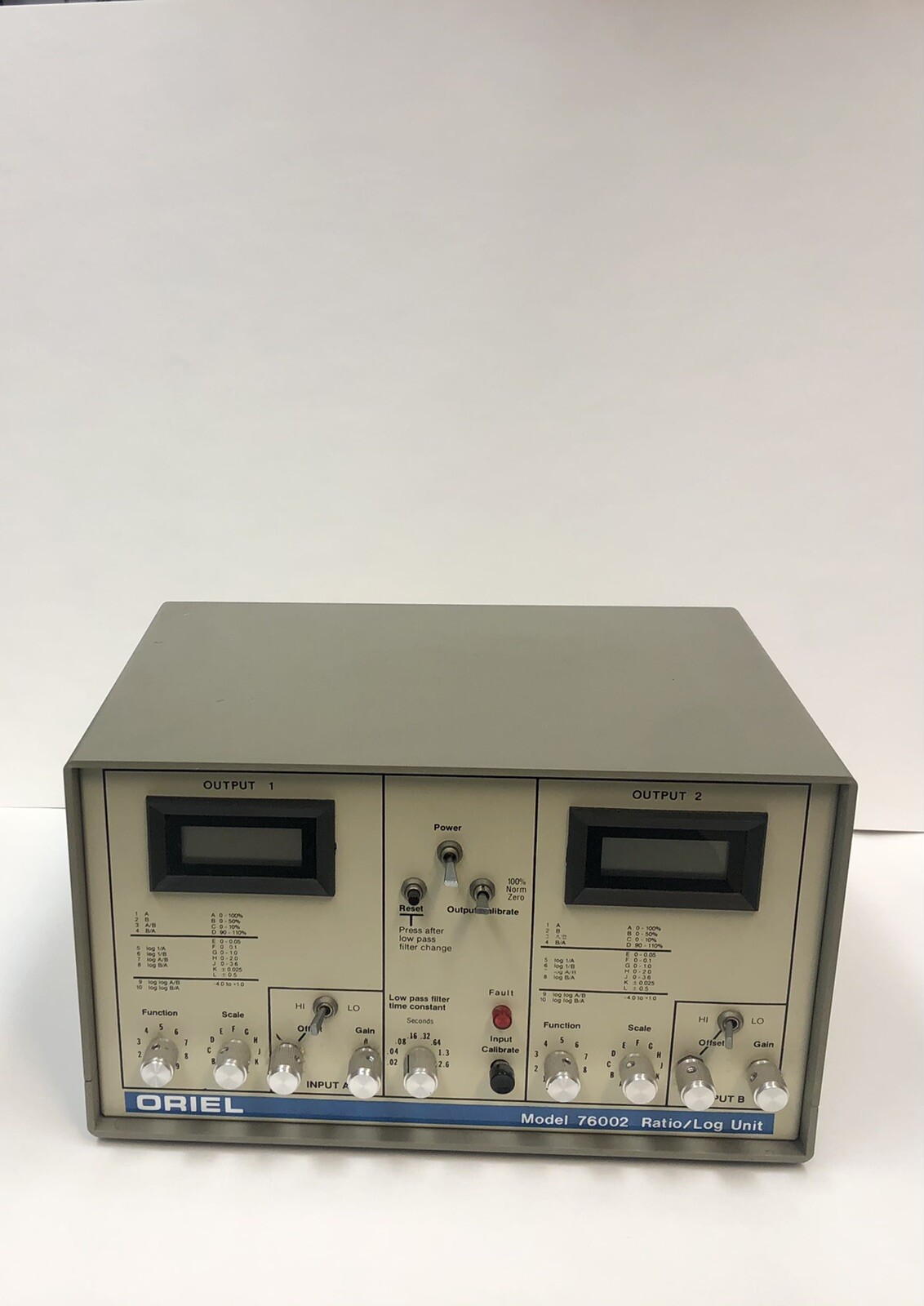 Oriel Model 76002 Ratio/Log Unit With Original Operating Manual