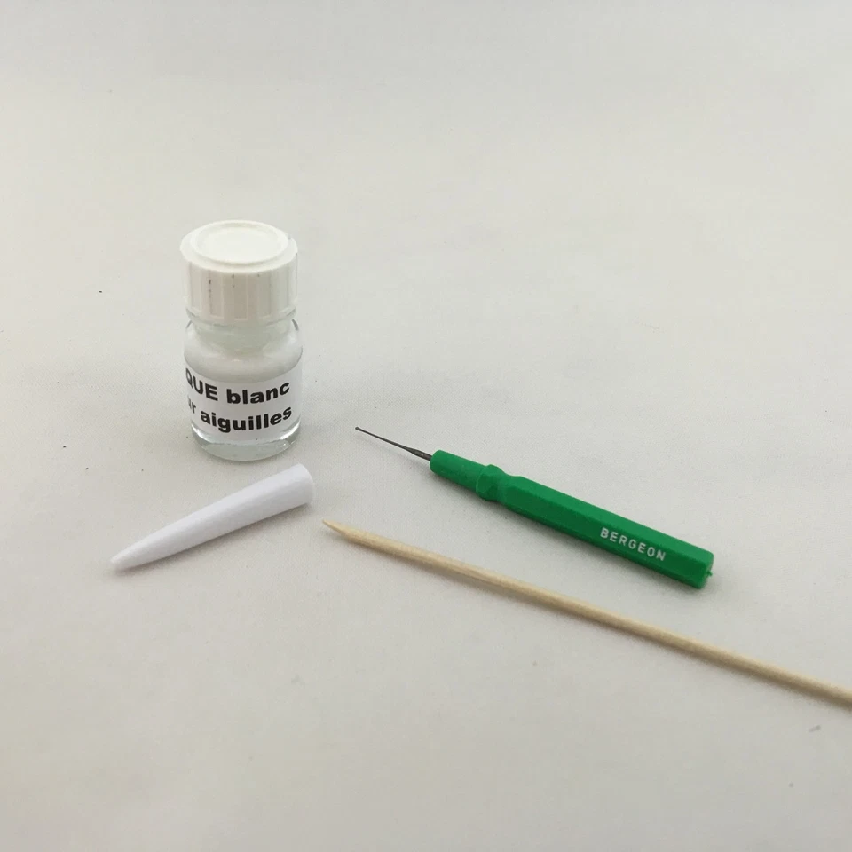 KD89 Laque vernis Blanc peinture spéciale pour aiguille trotteuse index + pique huile