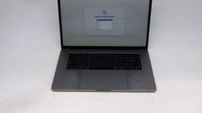 Apple MacBook Pro A1990 15 Core i7 16GB 256GB Gray 2018