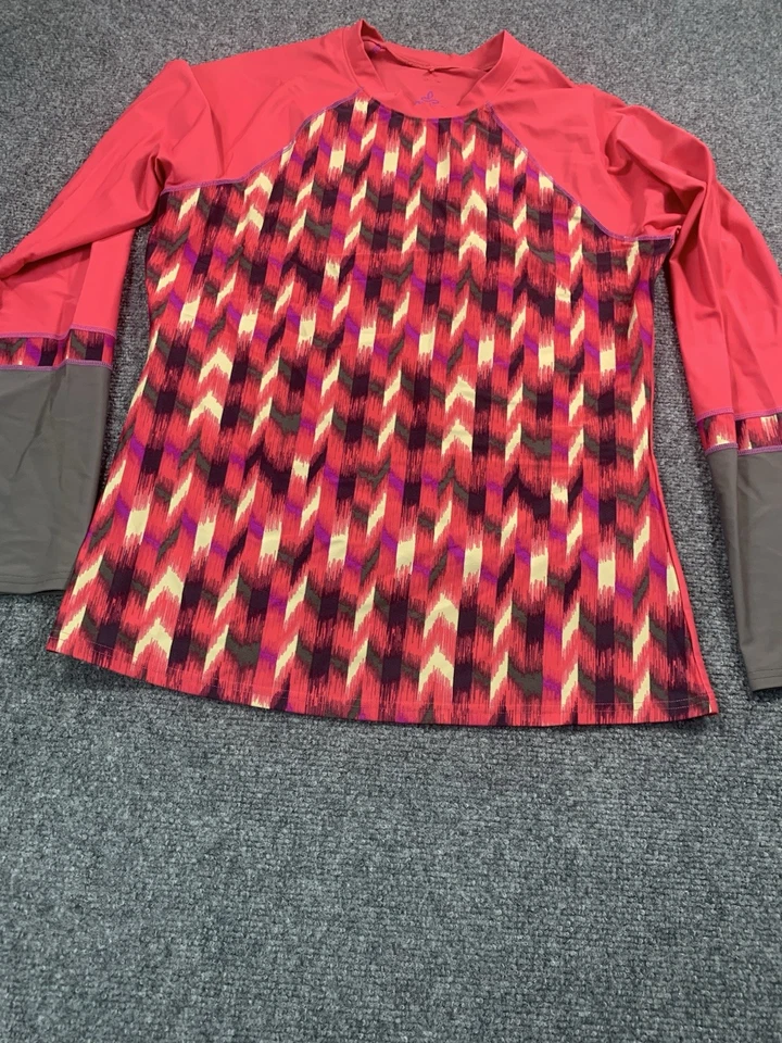 Camisa Prana Mujer Grande Rosa Geométrica Manga Larga Elastizada Logo Atlético Foto 2 de 4