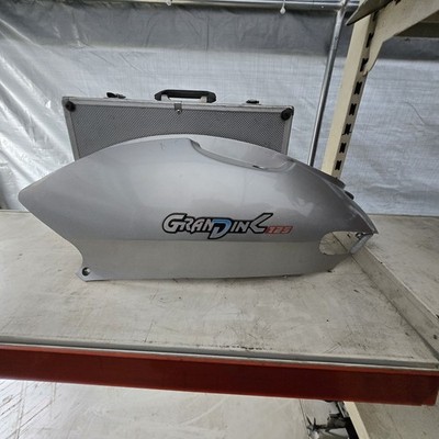 Seiten-Verkleidung -Deckel side-cover -fairing Kymco Grand Dink Grandink 50 125