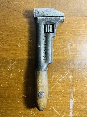 Deering Type. Adjustable Wrench/Spanner Vintage 9'' Wooden Handled  Cleaned. 
