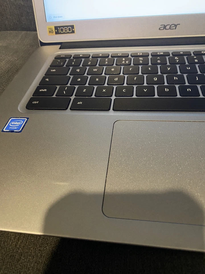 Acer Chromebook 14 CB3-431 Laptop Intel Celeron, 14 -Inch, Silver used condition - Image 3 of 4