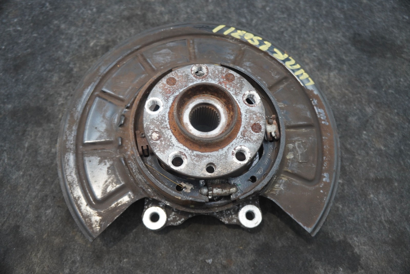Rear Left Spindle Knuckle Wheel Hub 670006802 Maserati Quattroporte M156 2014-16