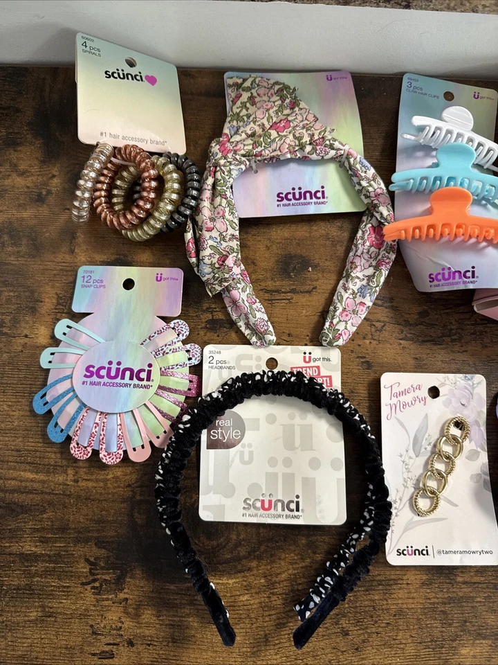 12 Piece Scunci Lot: Headbands, Clips & Scrunchies: Multicolor #3 - Image 4 of 4