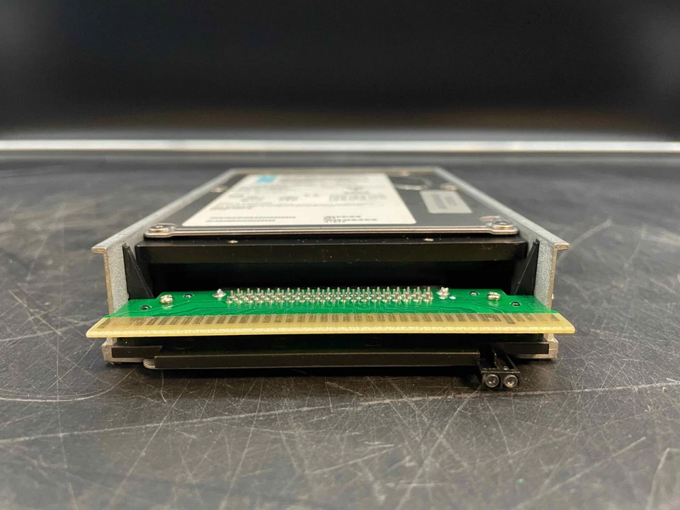 IBM 300GB 10k U320 SCSI HDD w/Caddy, 80P3157, 80P3155 - Image 3 of 4