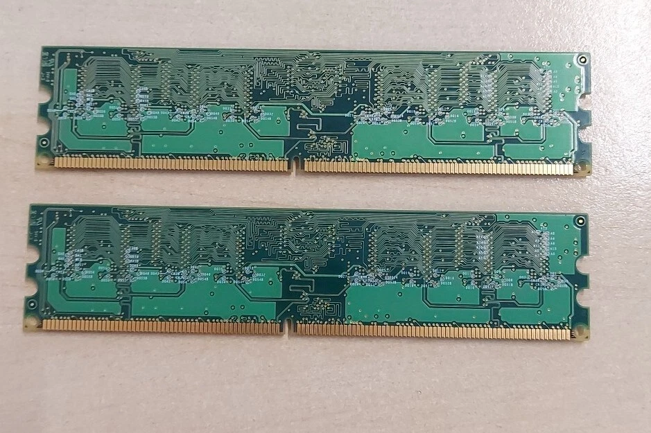 2x Samsung 1GB DIMMS Modules 2GB total M378T2863DZS- CE6 FREEPOST UK✅ - Image 3 of 4