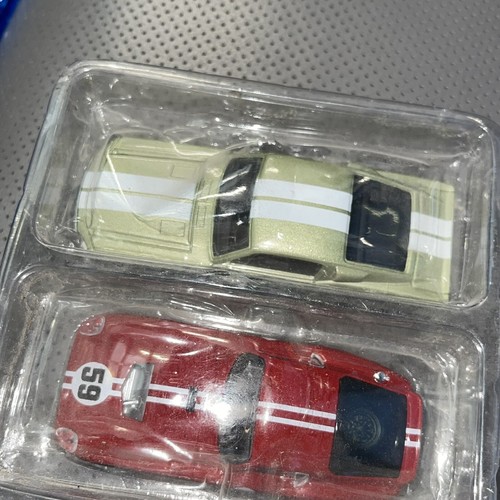 NUOVO Road Signature 1:43 1968 Shelby Cobra Gt500 KR & 1965 Shelby Daytona Coupé - Foto 14 di 14