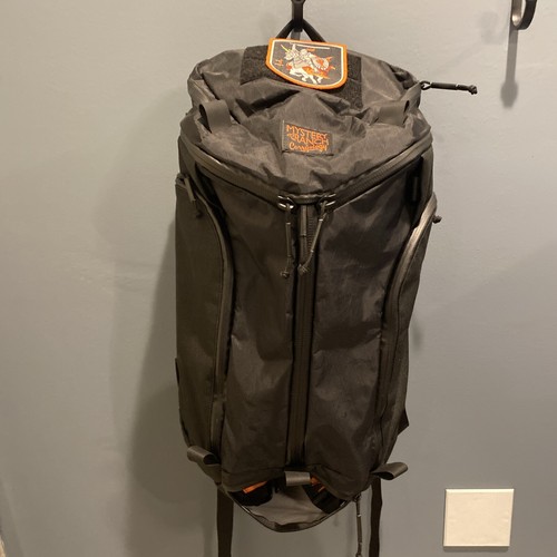 Mystery Ranch x Carryology Unicorn 2.0 (Black) EXCLUSIVE CONFIRMED