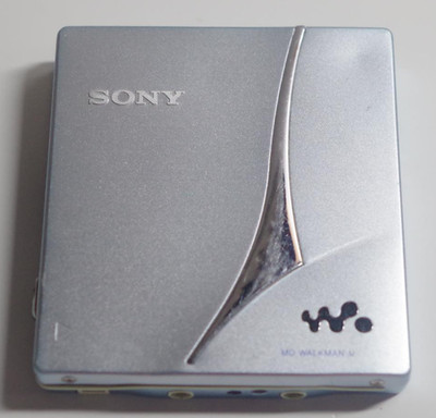 Sony MZ-E720 Silver Walkman MDLP Type-S HD Digital Amp MD Player