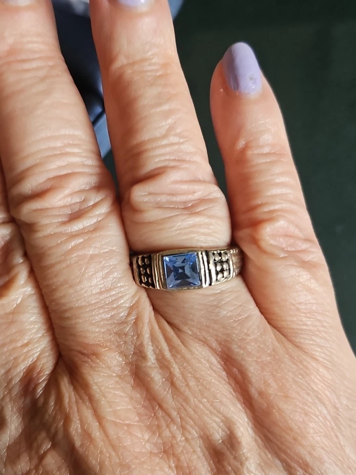  Синий топаз серебро? Кольцо размер 9 - Изображение 4 из 4