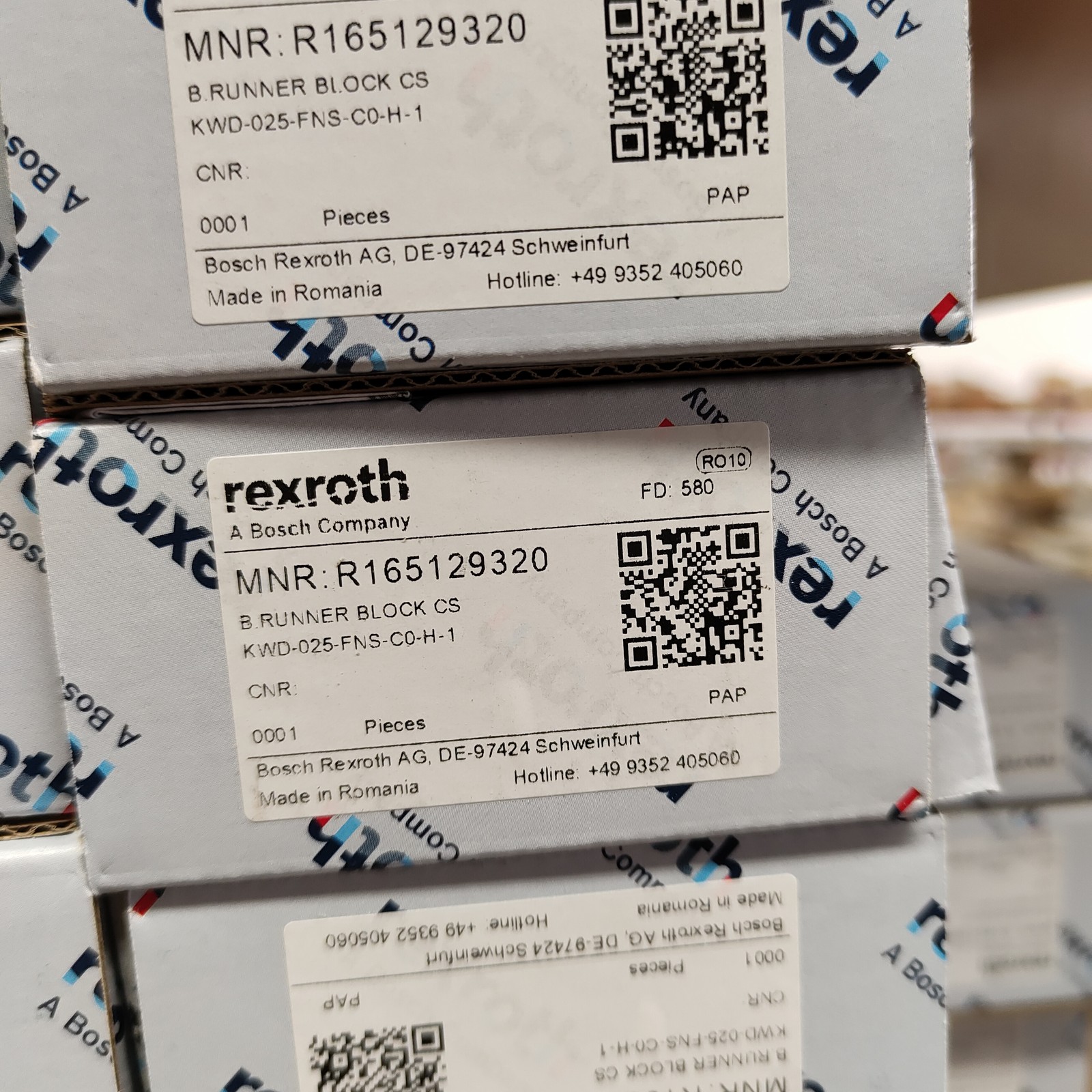 Bosch Rexroth R165129320 BSHP FNS Size 25 Ball Runner Block Linear Guide Block