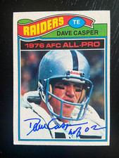 Dave Casper Autographed 1977 Topps Football ROOKIE Card #380 Raiders HOF. rookie card picture