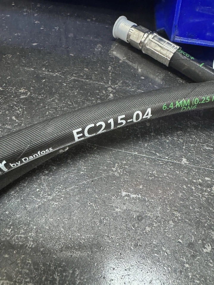 1/4” x 74.5” 2-Wire Hydraulic Hose Assembly with (Stainless) 1/4 MALE Pipe NPT - Image 2 of 4