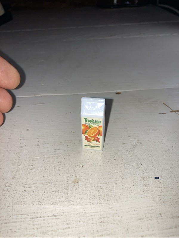 TYCO Kitchen Littles ~ BREAKFAST ~ TROPICANA ORANGE JUICE CARTON ~ Barbie Doll