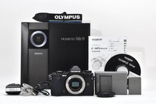 OLYMPUS OM-D E-M5 Mark II Black Mirrorless Camera Working