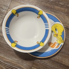 Vintage 2000 Looney Tunes Tweety Bird Gibson Housewares Plate Bowl Set