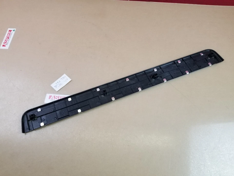 2008-2012 Infiniti EX35 M37 Rear Right Door Sill Plate Step Trim 769B01BA0A OEM — 第 3/4 张图片