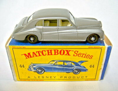 Matchbox RW 44B Rolls Royce Phantom späte Farbe silbermetallic top in ''D'' Box