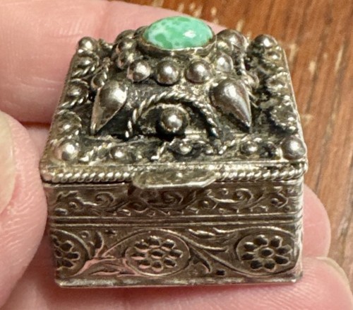 Antique Alpaca Silver Turqouise Snuff Box