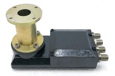 BRAIN Wave BW9940FL Universal Quattro LNB Flange Satellite Dish Receiver