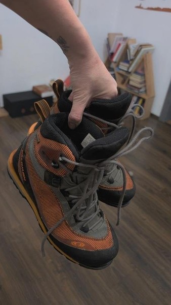 Women Salomon Boots Grey 37.5