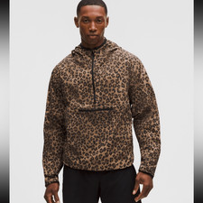 NWT Small Multi-Pocket Running Anorak True Leopard Brown - Lululemon