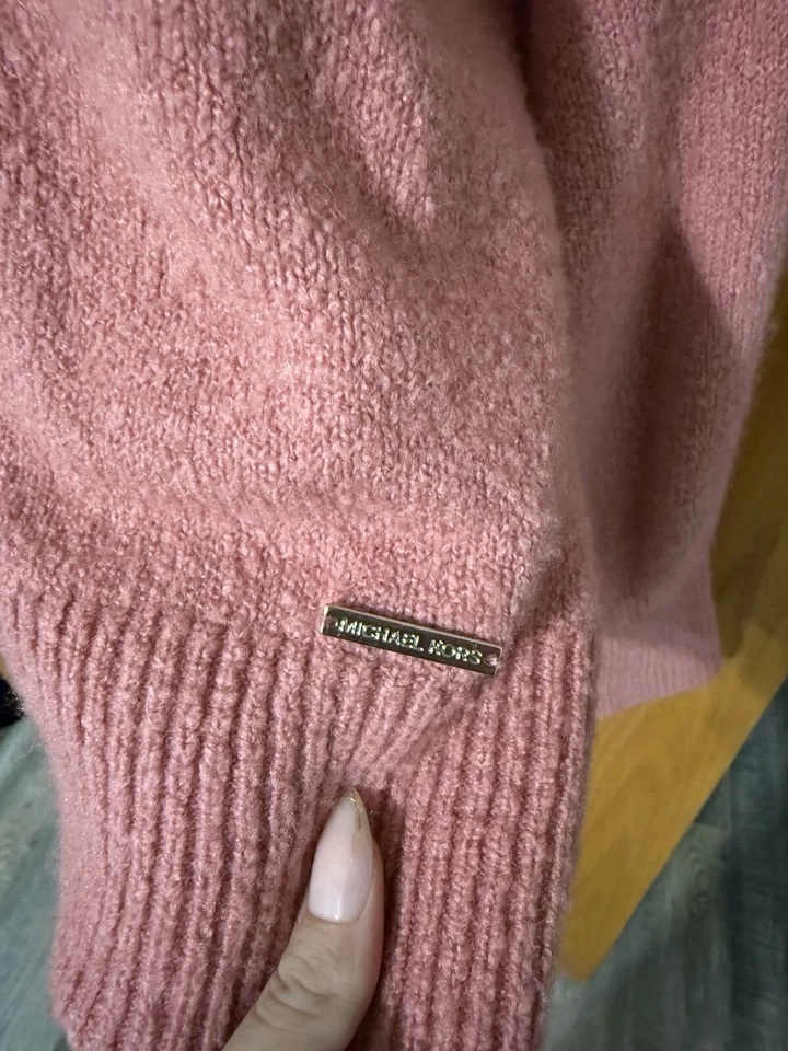 Свитер Michael Kors с v-образным вырезом пыльный розовый/лиловый с длинным рукавом женский большой - Изображение 2 из 3