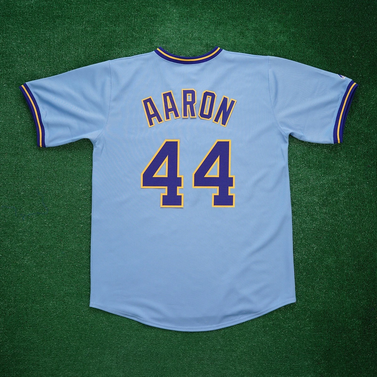 hank aaron jersey number