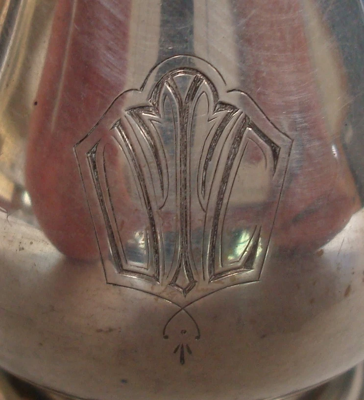 Shakers de sal e pimenta William and Mary by Lunt prata esterlina 2 peças (#0239) - Imagem 3 de 4