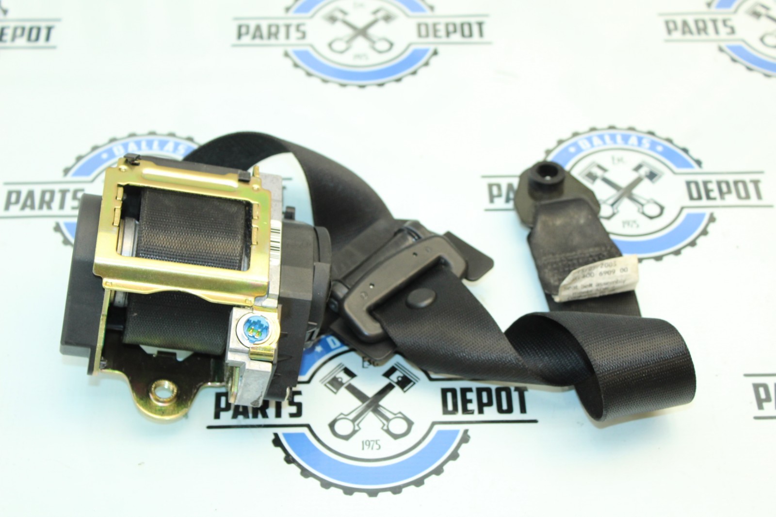 BMW E65 Seat Belt Front Left Side 8266743 Genuine 740d 2004 Year LHD