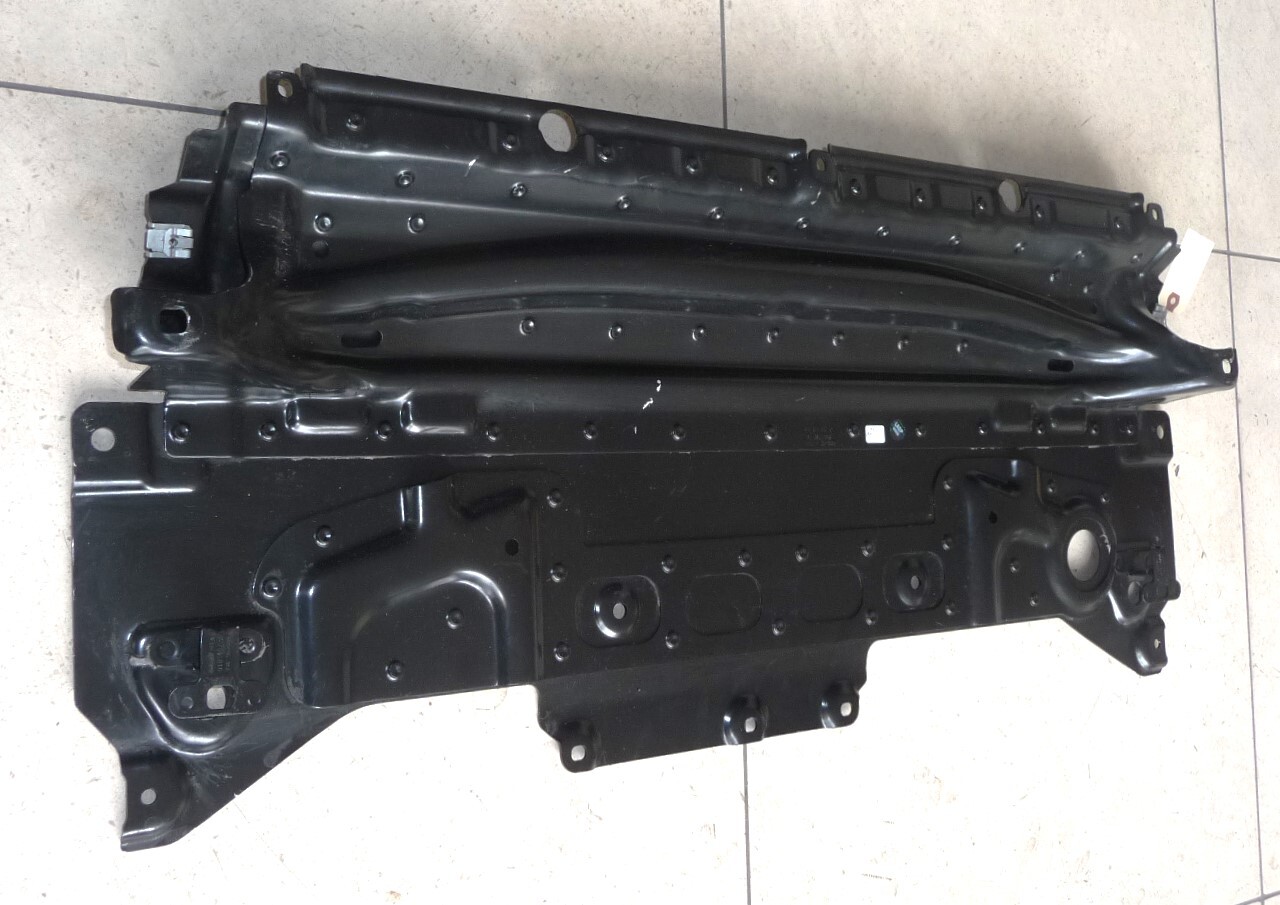 2017-2022 Lamborghini Urus Underbody Trim Dune Pack 4M0801839D OEM