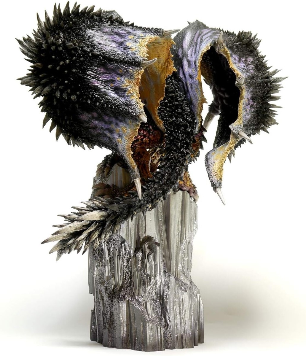 NEW Capcom Figure Builder Creators Model Nergigante CFB Monster