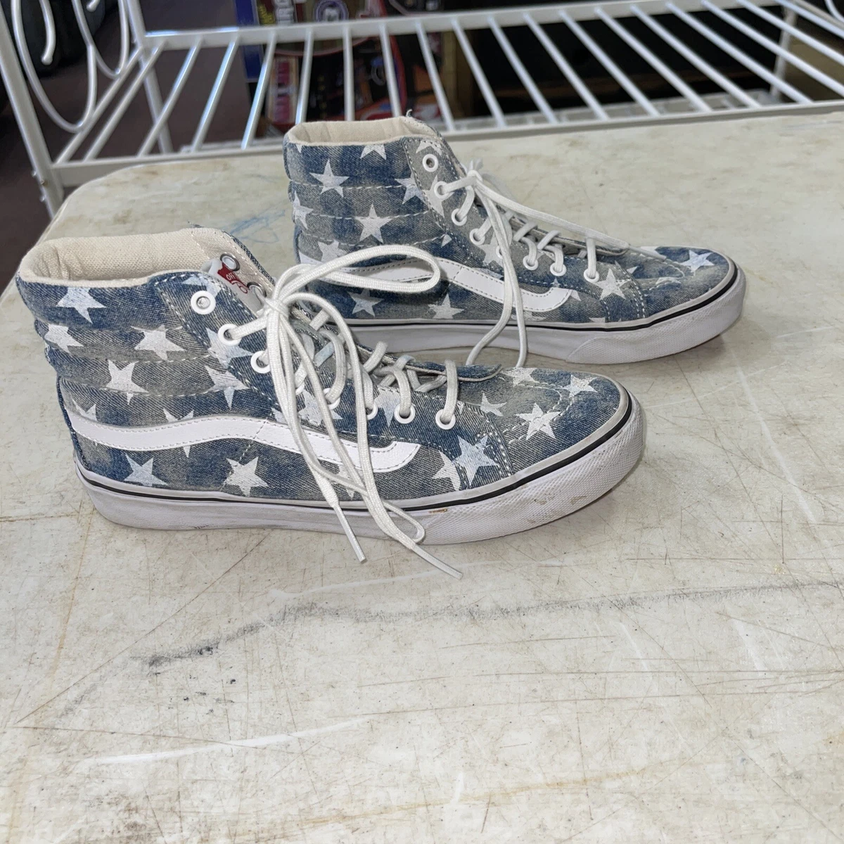 Vans with a star 2025
