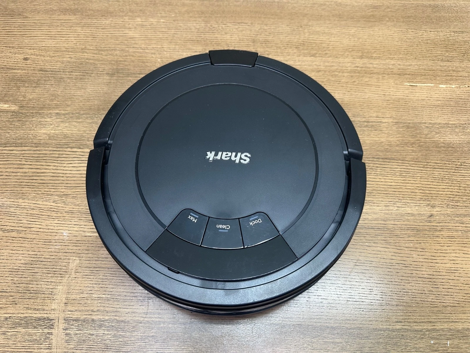 Shark ION Robot RV754 Vacuum Cleaner Wi-Fi Auto Dock Tri-Brush w/ Box & Charger