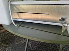 CLOVER D100 POS Cash Register Drawer WITH 2 Keys New