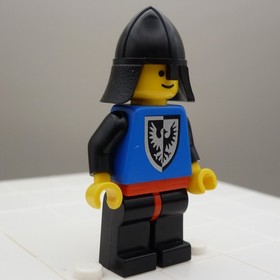 LEGO&reg; Castle Black Falcon Knight cas099 Classic Vintage 6062 6035 6103