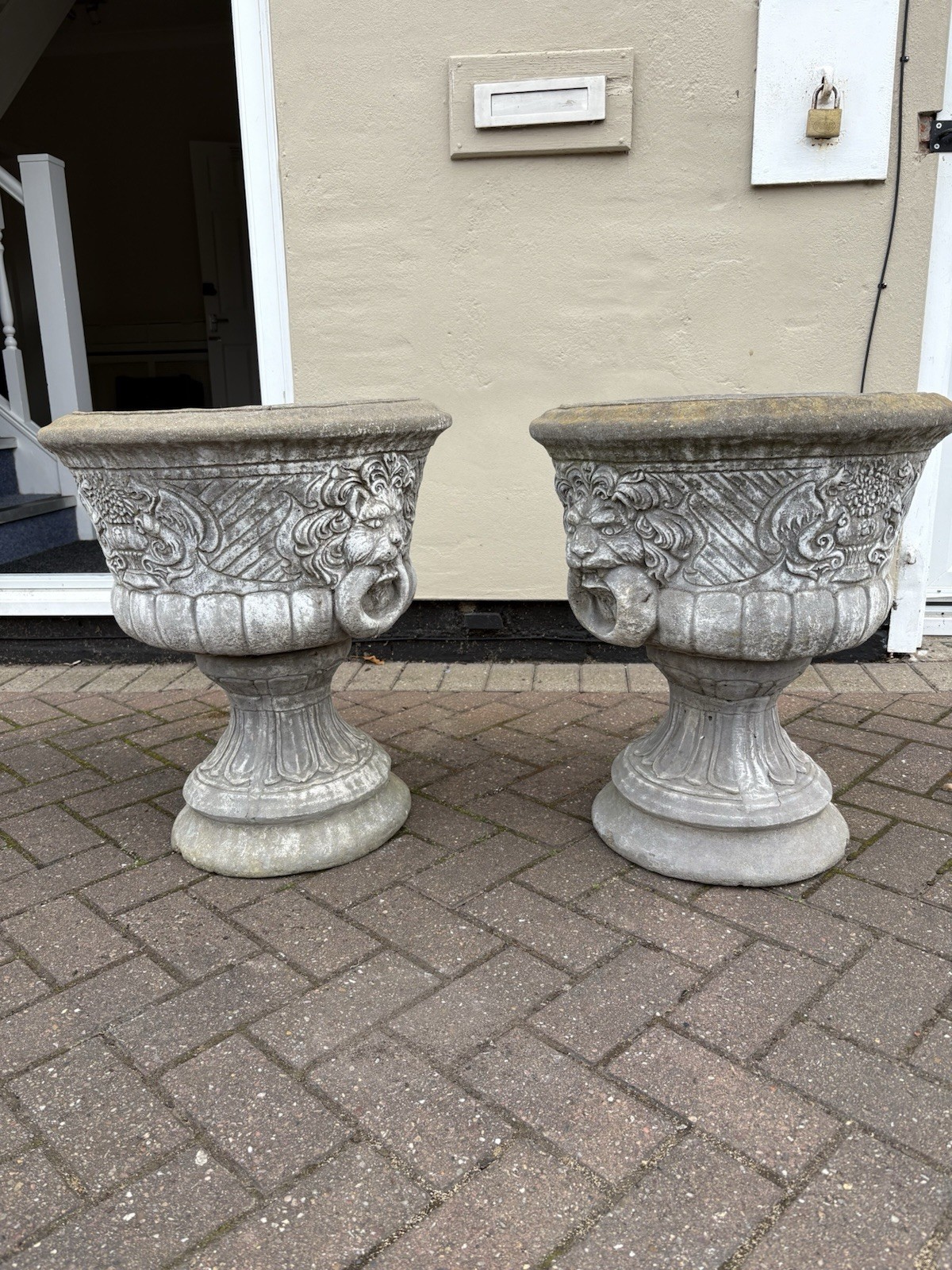 Pair Of Large Classic Lion Head Design Concrete & Stone Planters 176KGS