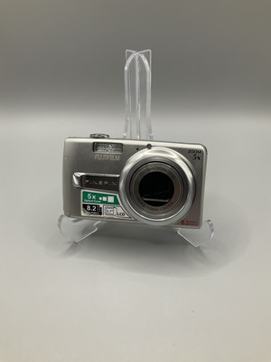 Fujifilm Fuji Finepix J50 / Kamera / Silber